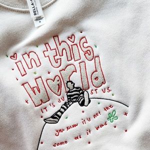 Harry Styles Sweatshirt New will be made when ordered Bella Canvas Sweatshirt